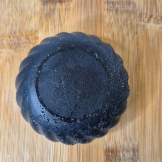 gommage charbon et noyau avocat