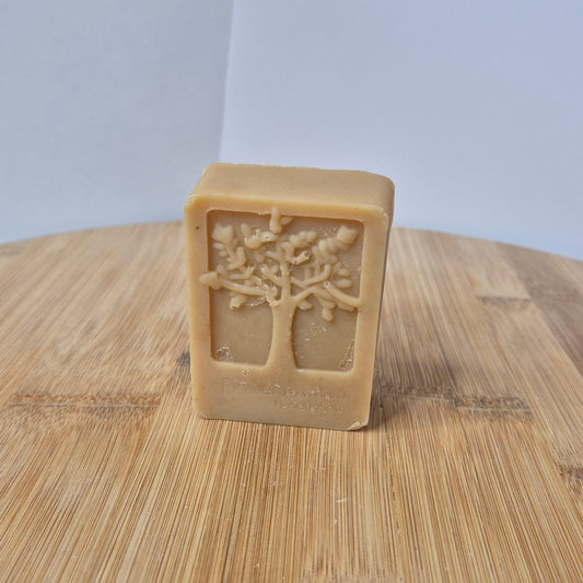savon curcuma naturel artisanal anti-taches peau lumineuse Marcus Barber Paris