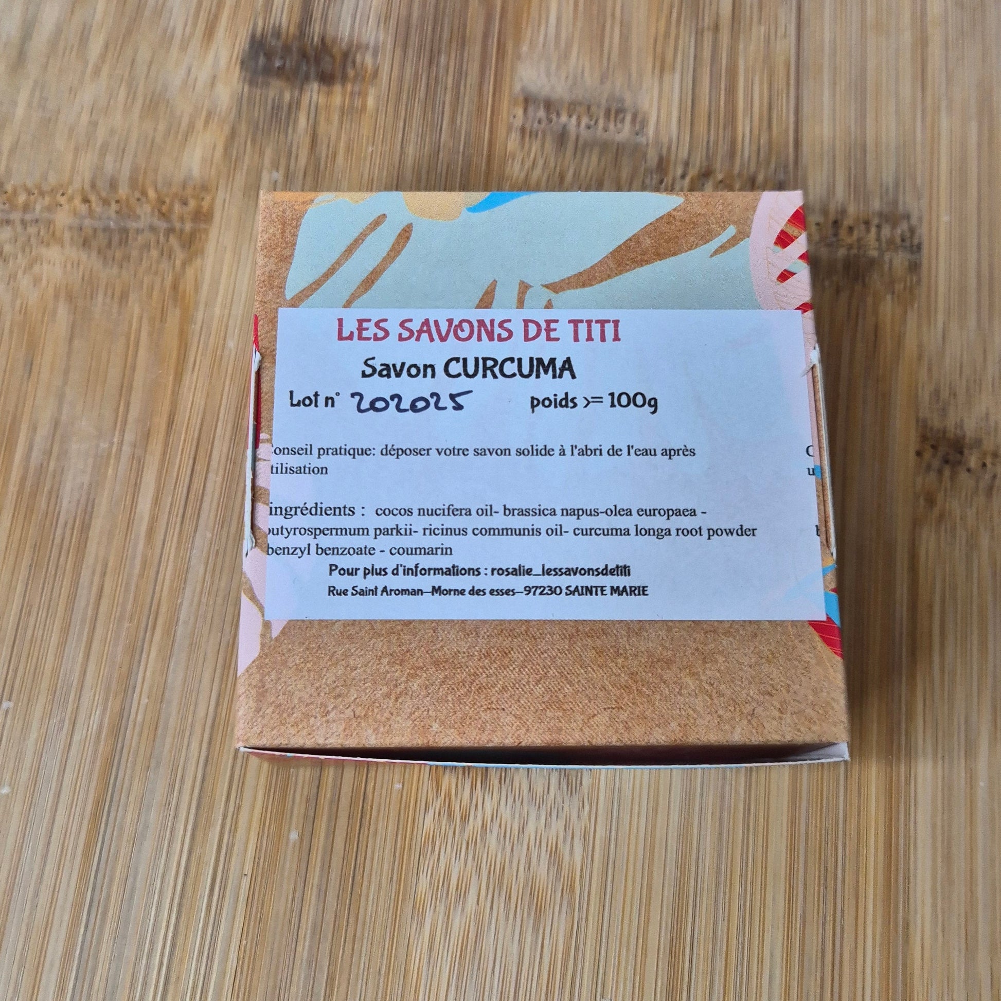savon curcuma naturel artisanal anti-taches peau lumineuse Marcus Barber Paris